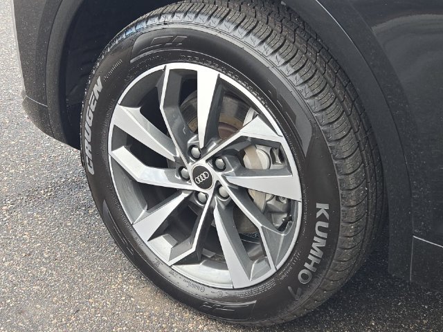 2023 Audi Q5 Premium - Photo 10