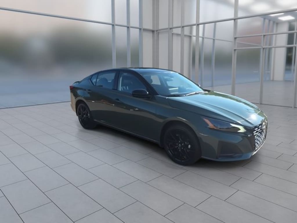 New 2026 Nissan Altima SR Sedan