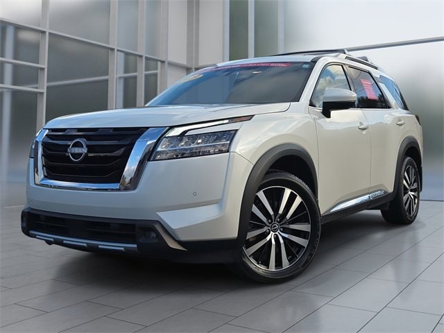 2023 Nissan Pathfinder SUV 