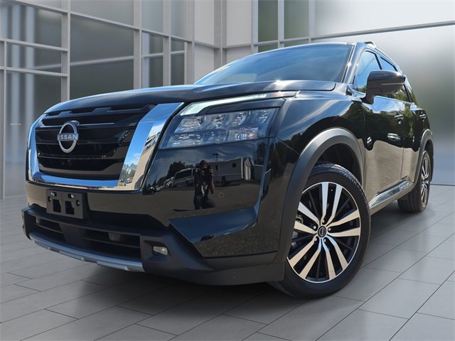 2025 Nissan Pathfinder SUV 