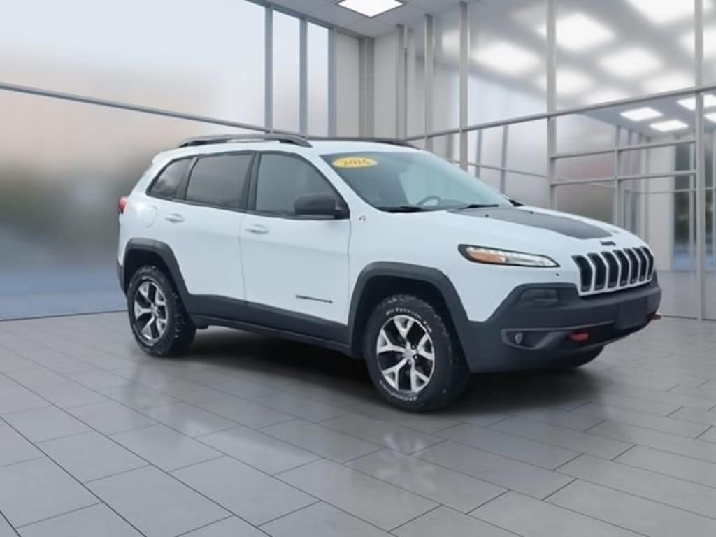 Used 2016 Jeep Cherokee Trailhawk 4x4 SUV