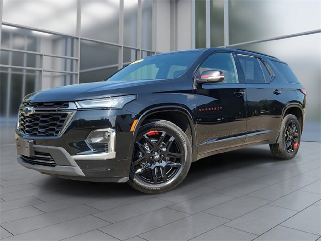 Used 2022 Chevrolet Traverse Premier SUV
