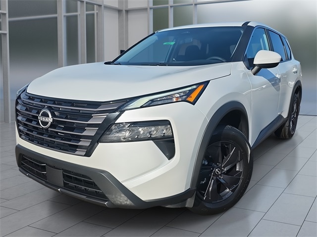 2026 Nissan Rogue SV's photo
