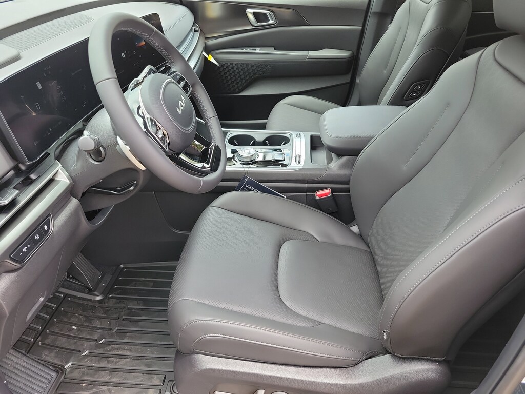 New 2026 Kia Carnival Hybrid SX Van Passenger Van