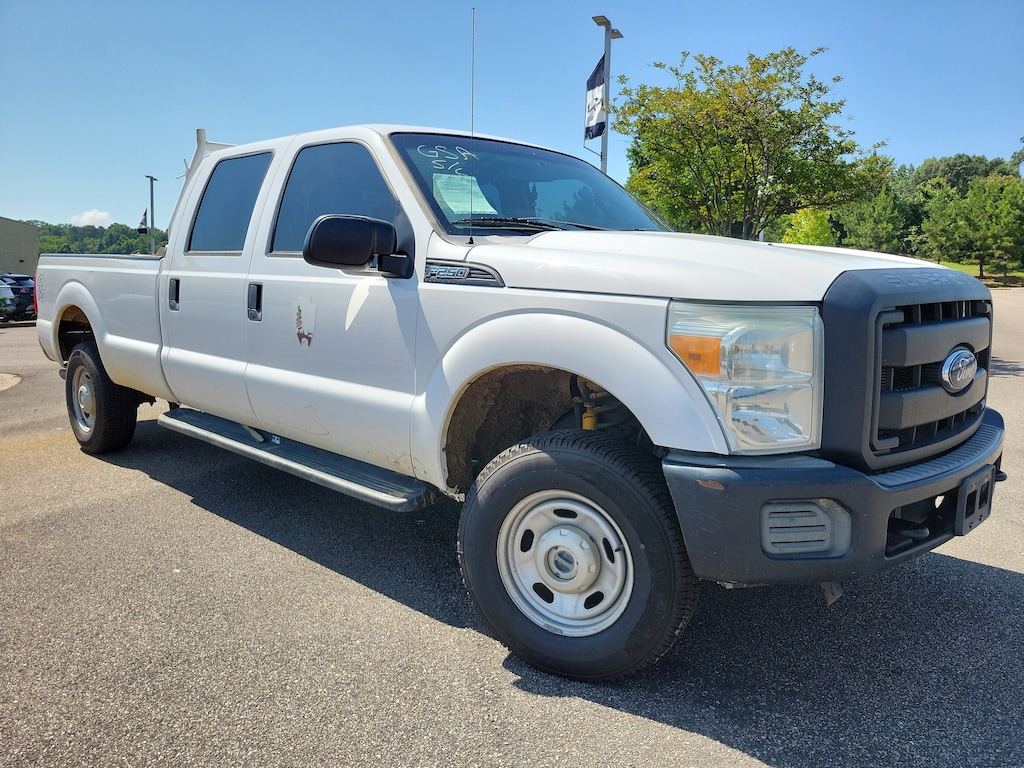 Used 2014 Ford F-250 XLT Truck Crew Cab