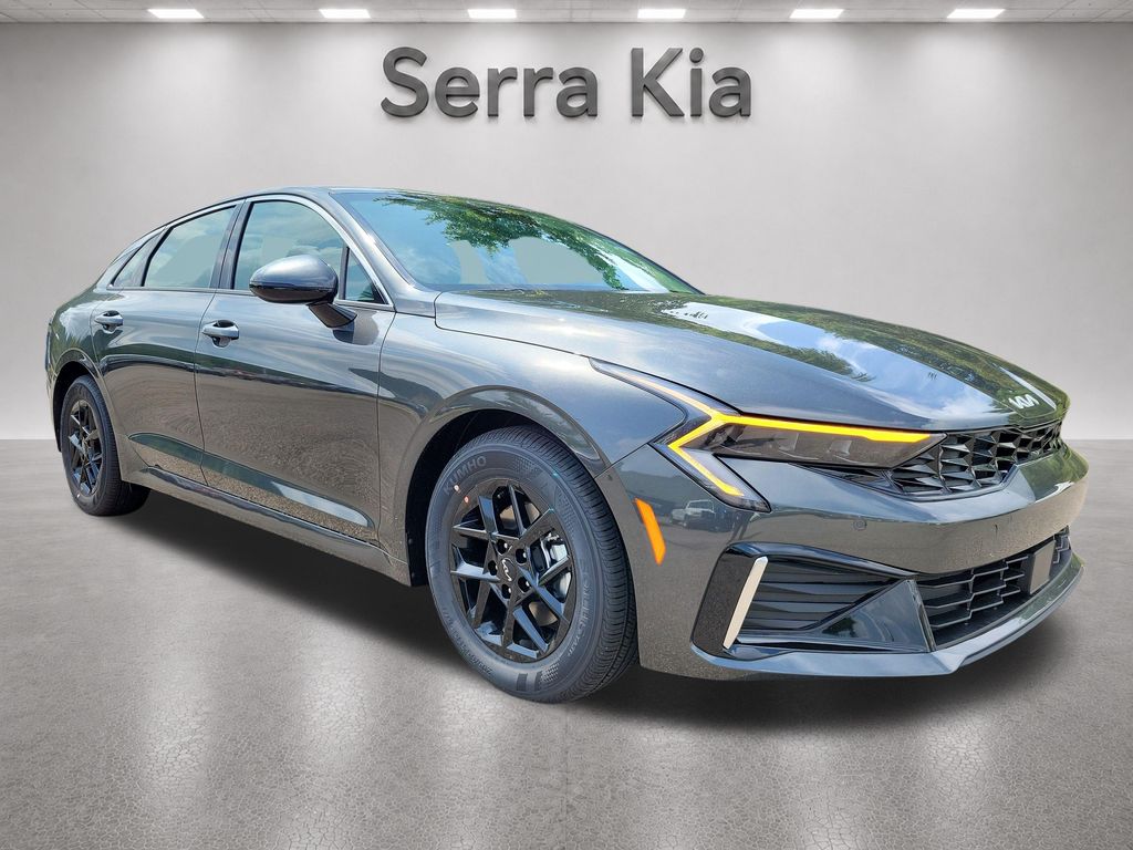 2026 Kia K5 LXS - Photo 6