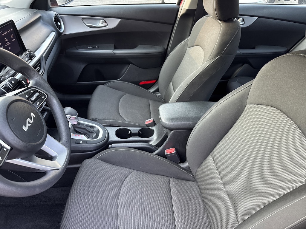 Used 2024 Kia Forte LXS Sedan