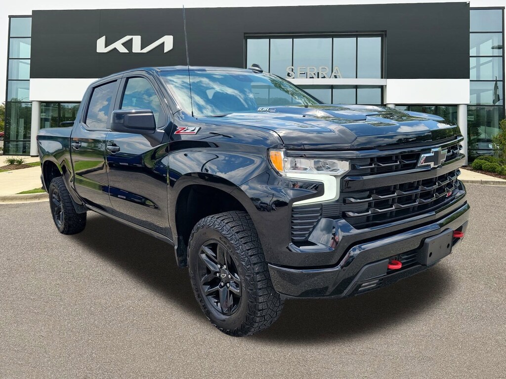 Used 2023 Chevrolet Silverado 1500 LT Trail Boss Truck Crew Cab