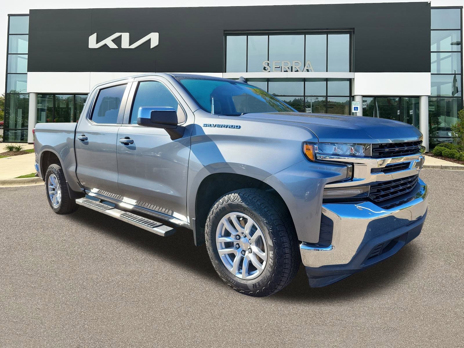 2019 Chevrolet Silverado 1500 LT's photo