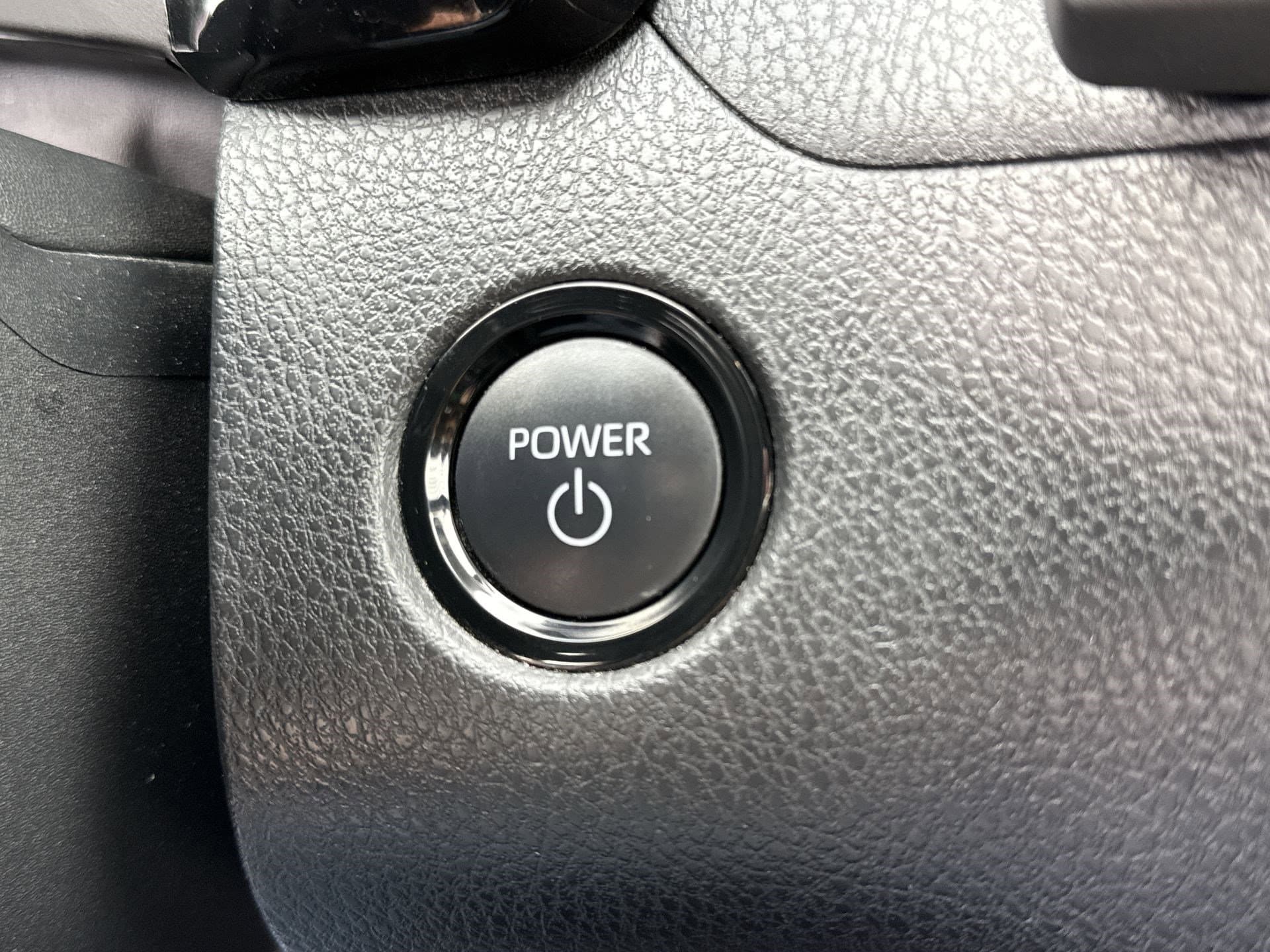 2025 Toyota Camry XSE - Photo 15