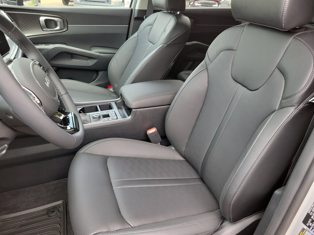 New 2025 Kia Sorento S SUV