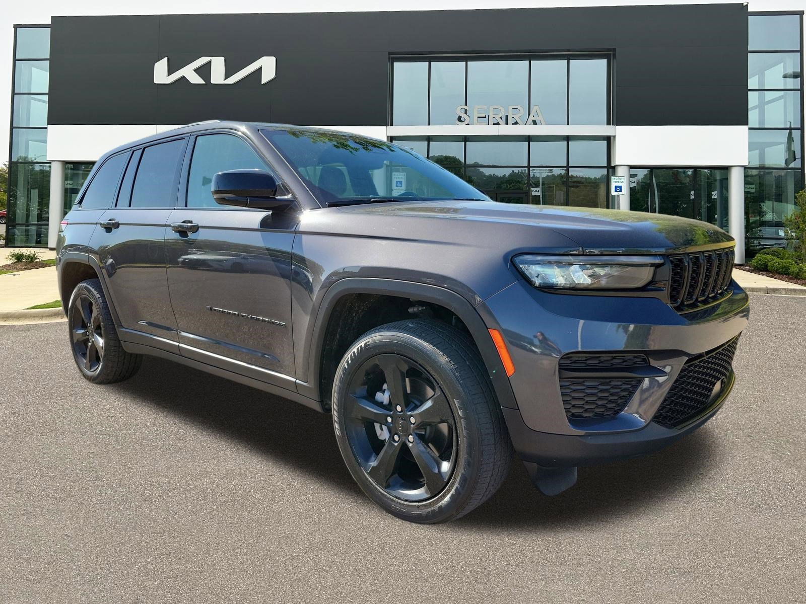 2024 Jeep Grand Cherokee Altitude X 4x4's photo