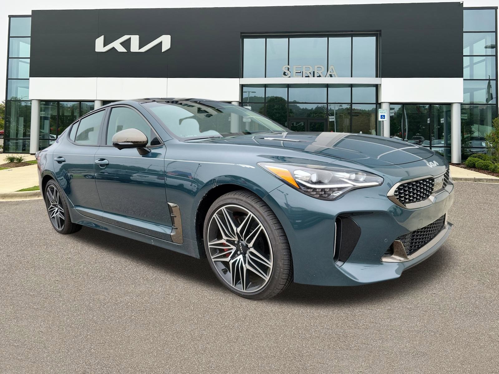 2023 Kia Stinger GT2's photo
