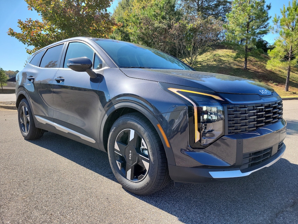 New 2026 Kia Sportage LX SUV