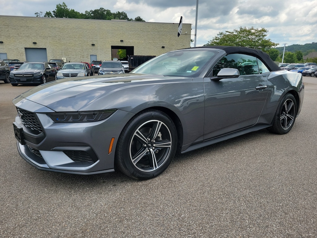 Used 2025 Ford Mustang Convertible
