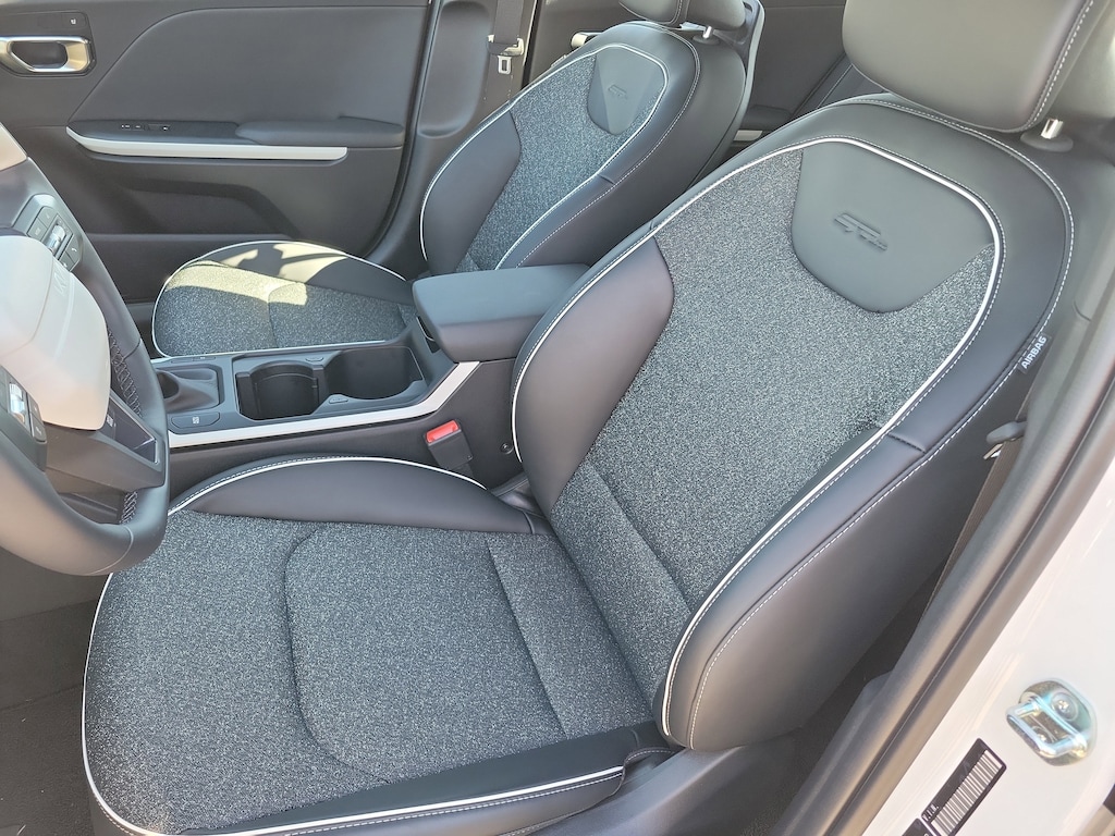 New 2025 Kia K4 GT-Line Sedan