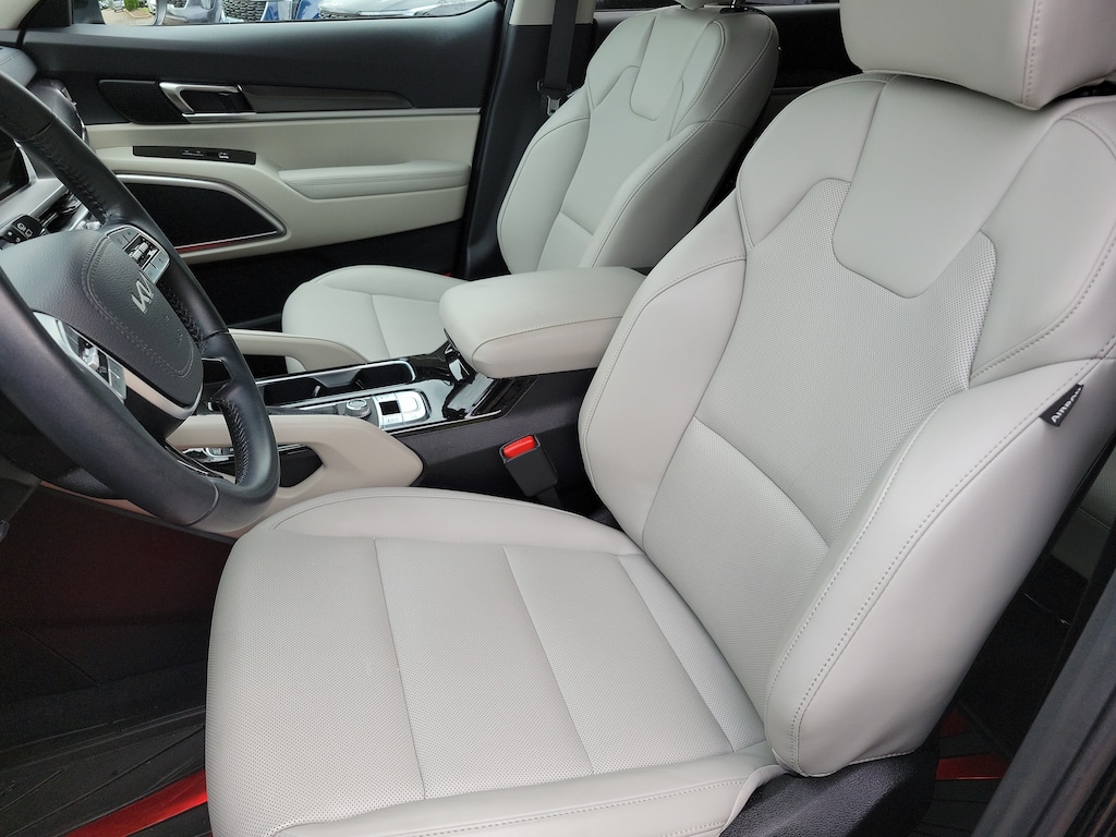 Used 2025 Kia Telluride S SUV