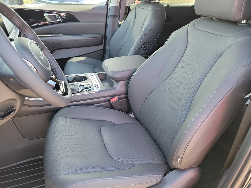 New 2026 Kia Carnival SX Prestige Van Passenger Van