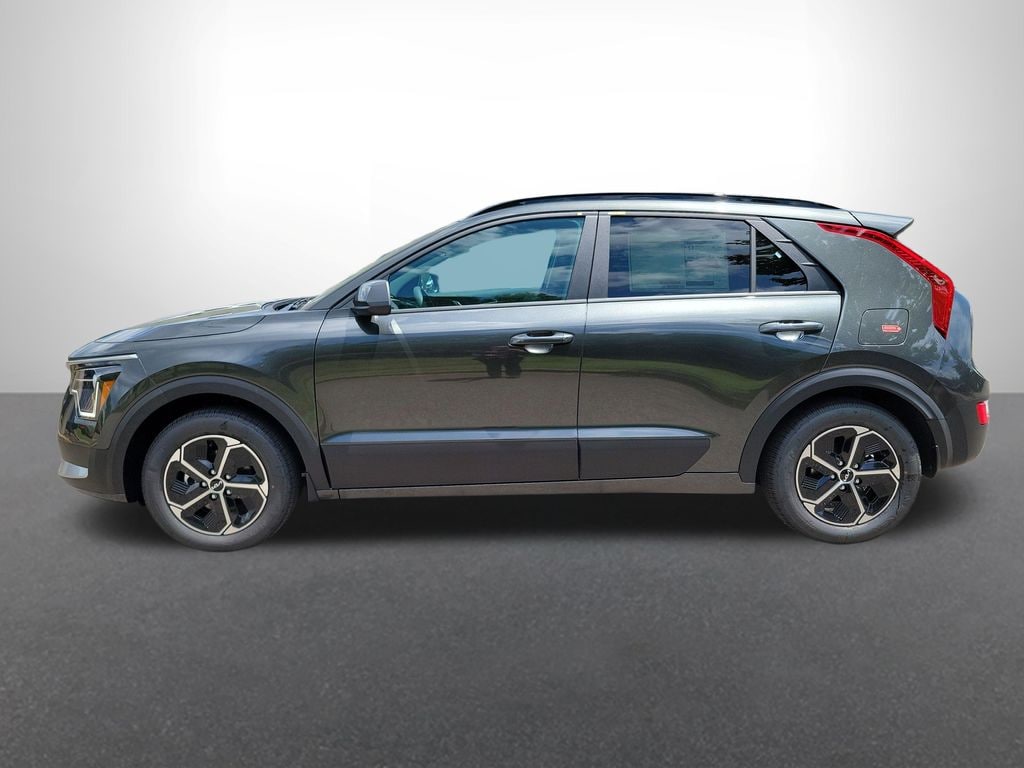 New 2026 Kia Niro LX SUV