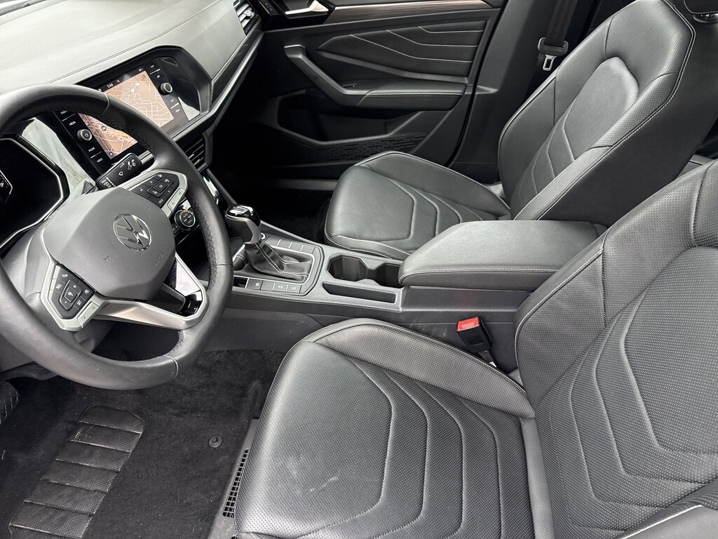 Used 2024 Volkswagen Jetta 1.5T SEL Sedan