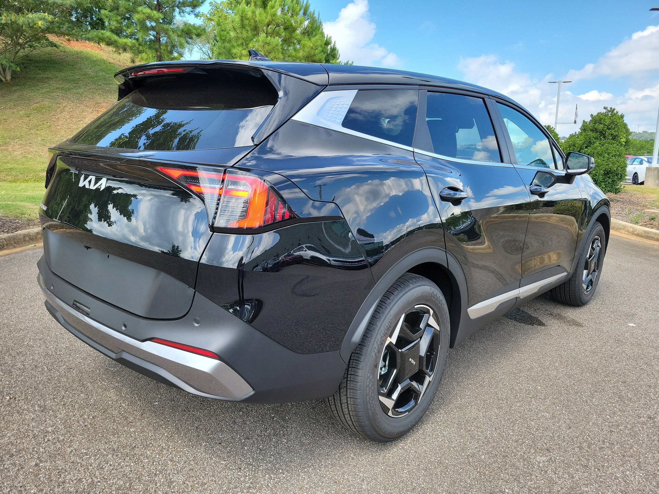 2026 Kia Sportage EX - Photo 23