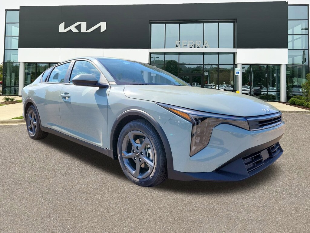 New 2025 Kia K4 LXS Sedan