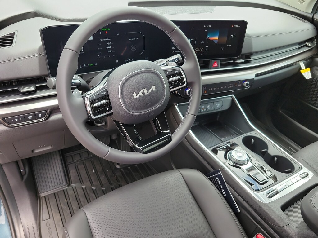 New 2026 Kia Carnival Hybrid SX Van Passenger Van