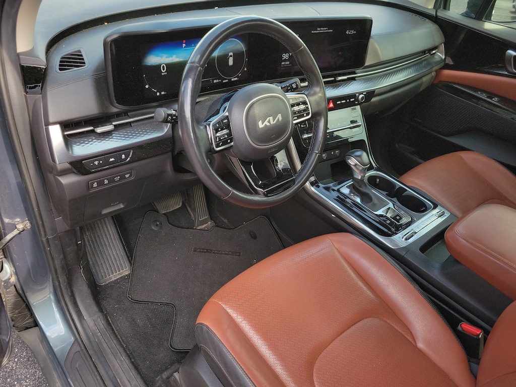 Used 2022 Kia Carnival SX Prestige MPV