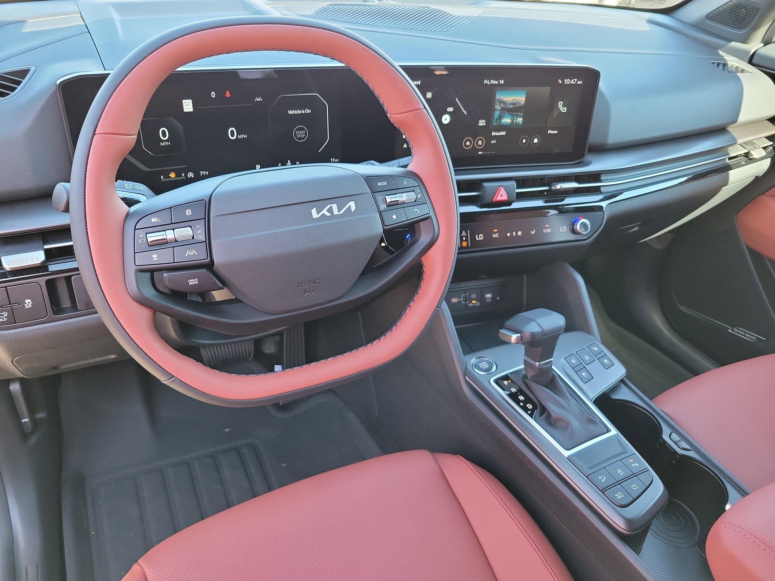 2026 Kia Sportage photo 2