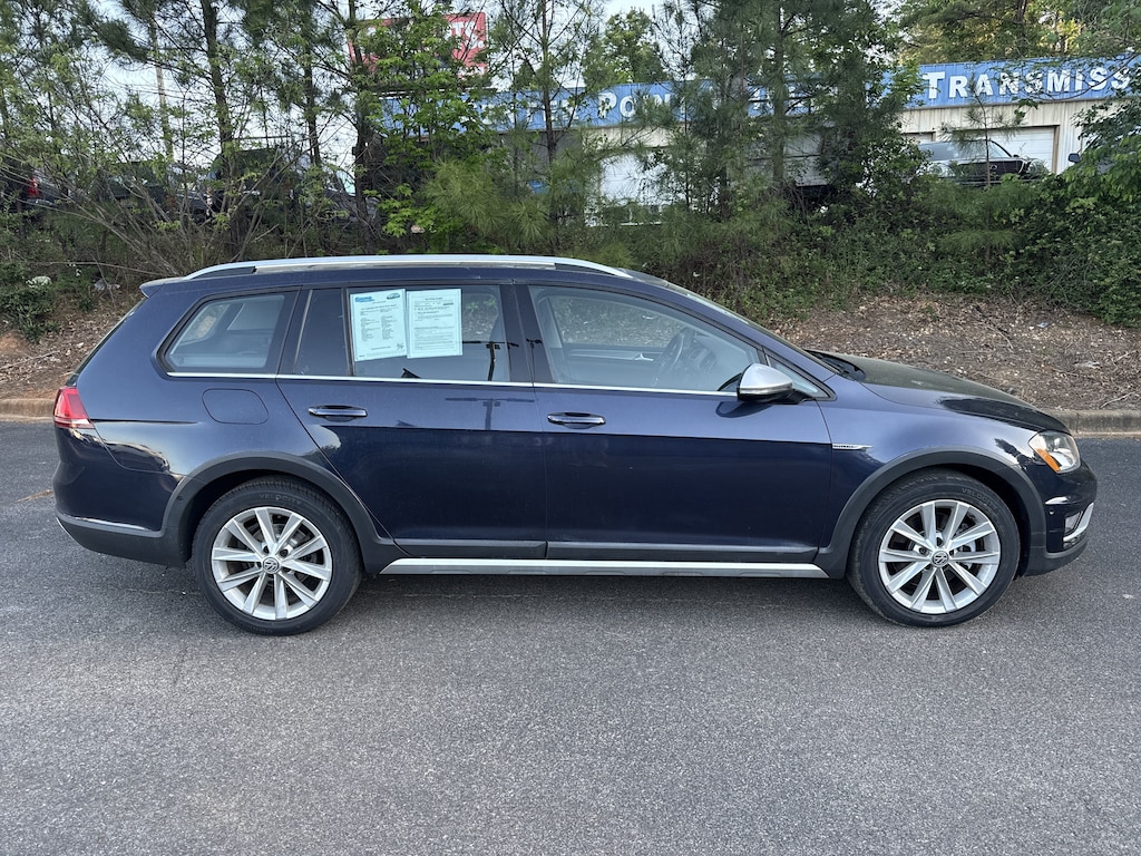 Used 2017 Volkswagen Golf Alltrack TSI SE 4MOTION Wagon