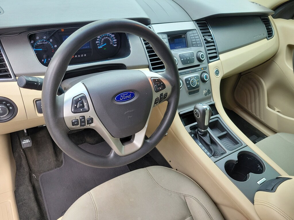 Used 2016 Ford Taurus SE Sedan