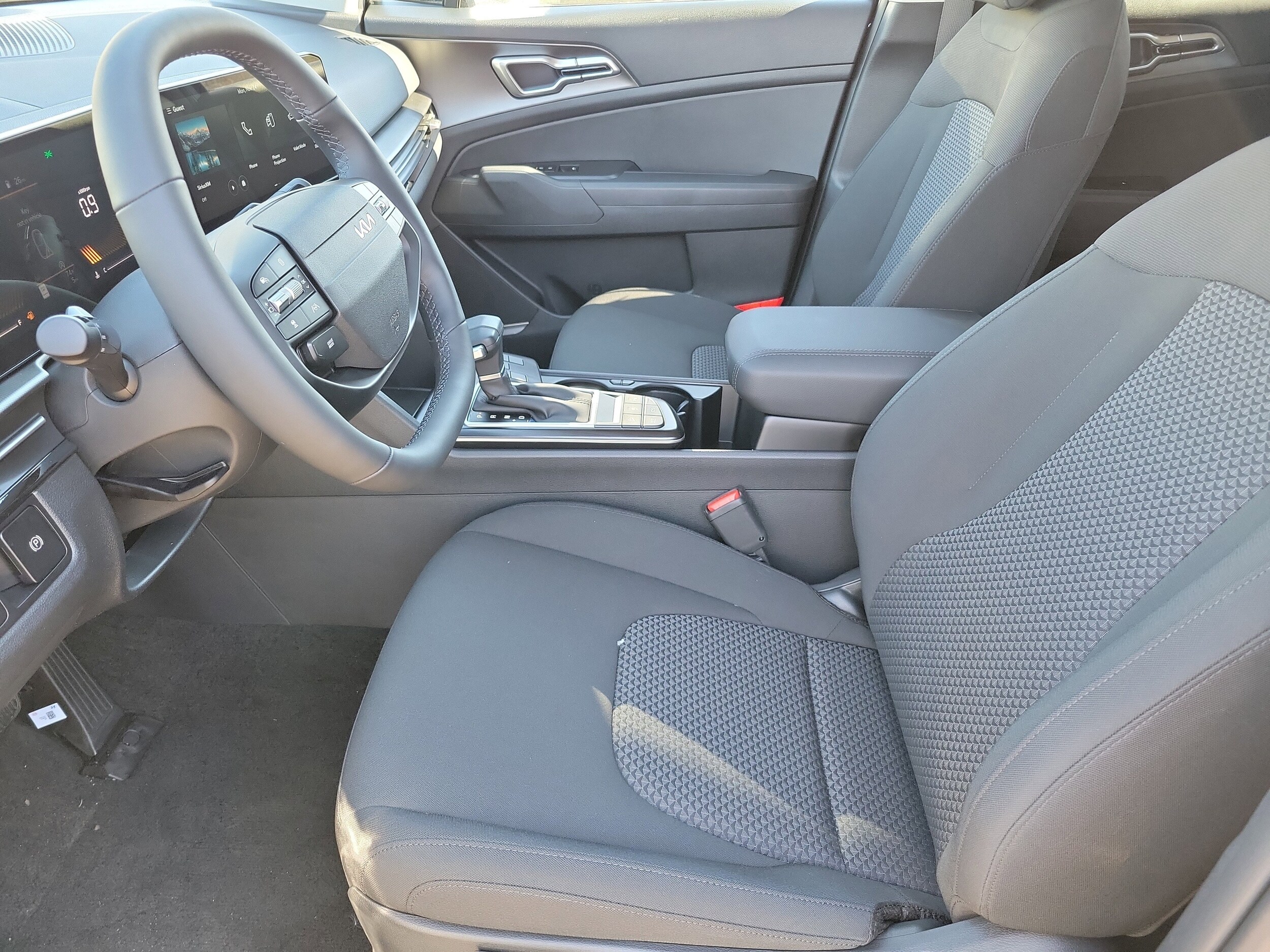 2026 Kia Sportage LX photo 3