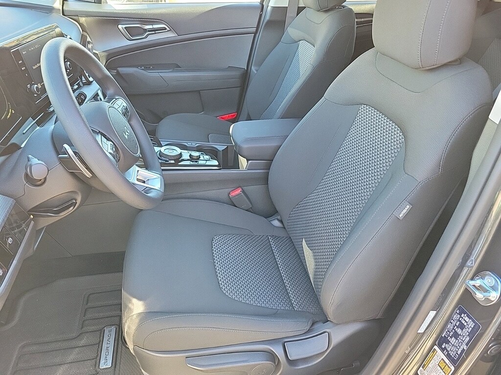 New 2025 Kia Sportage Hybrid LX SUV