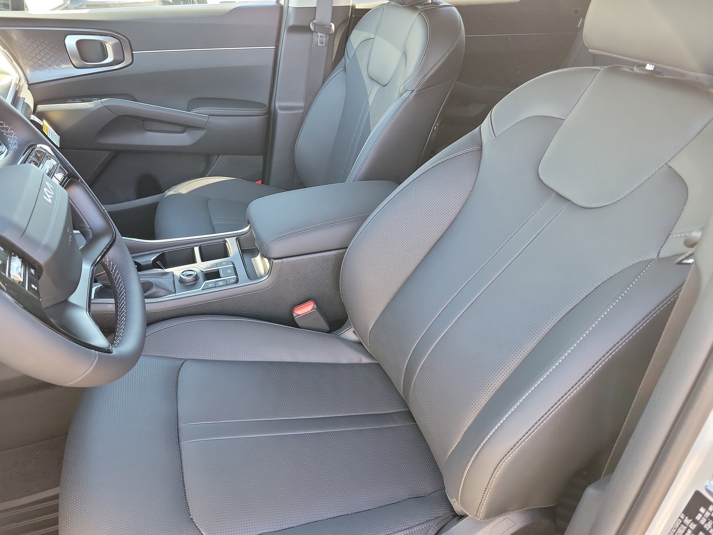 2026 Kia Sorento S photo 3