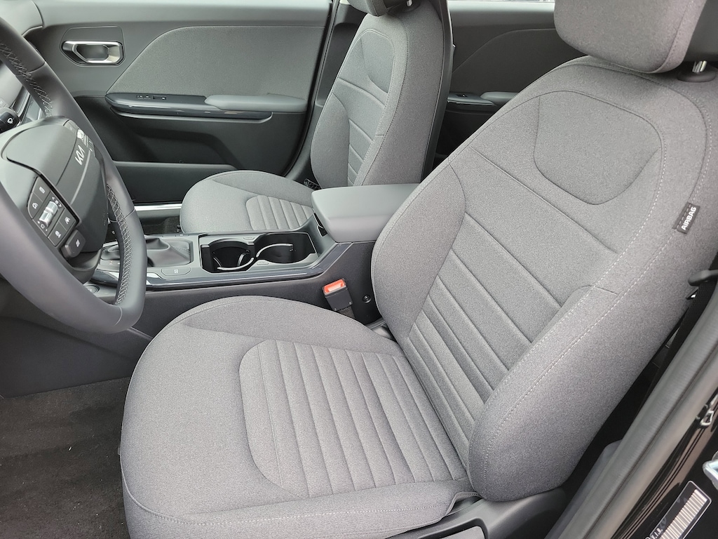 New 2025 Kia K4 EX Sedan