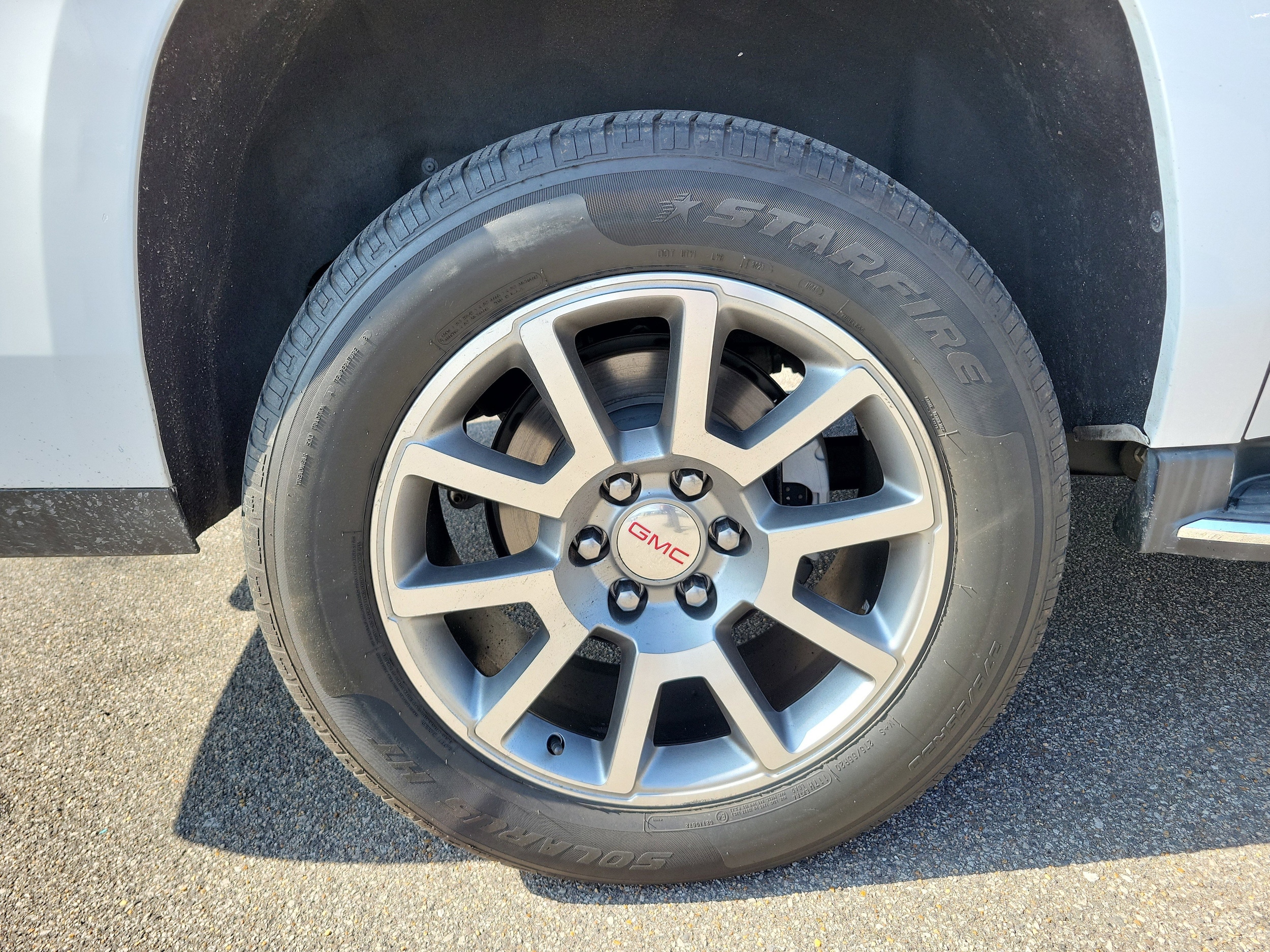 2020 GMC Yukon XL Denali - Photo 32