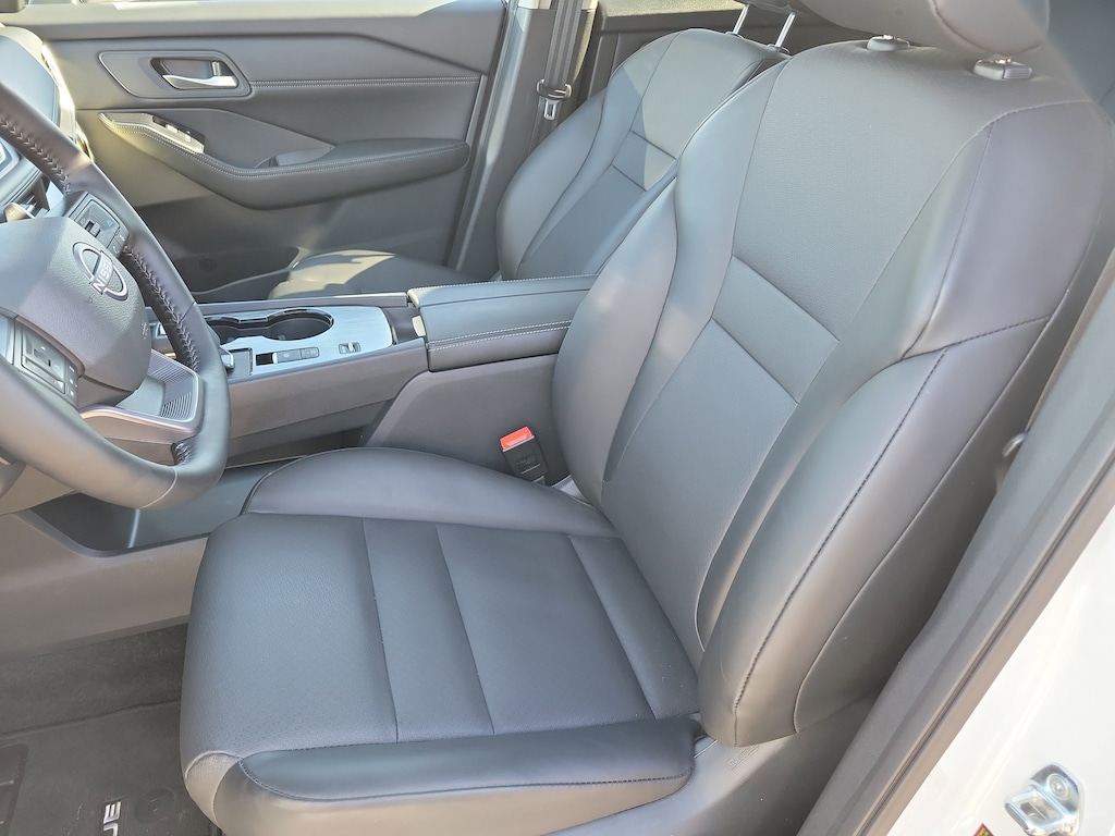 Used 2026 Nissan Rogue SV SUV