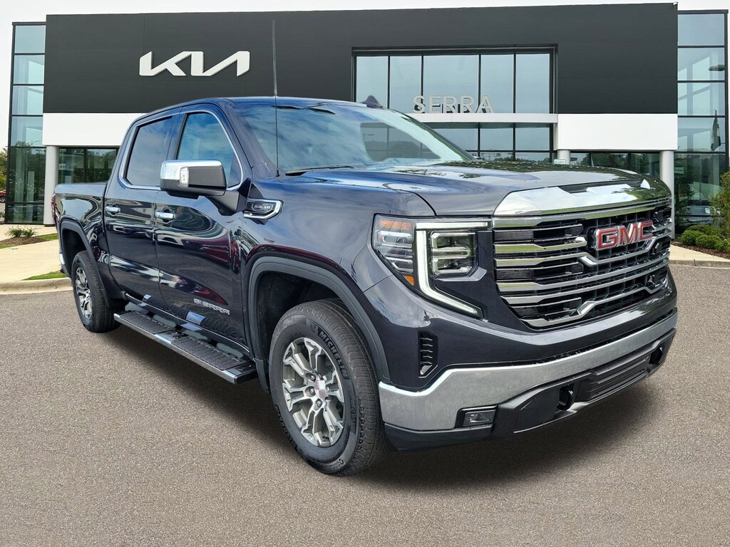 Used 2025 GMC Sierra 1500 SLT Truck Crew Cab