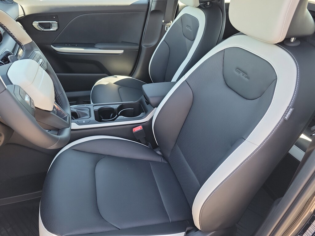 New 2025 Kia K4 GT-Line Turbo Sedan