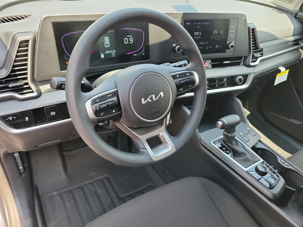 New 2025 Kia Sportage LX SUV