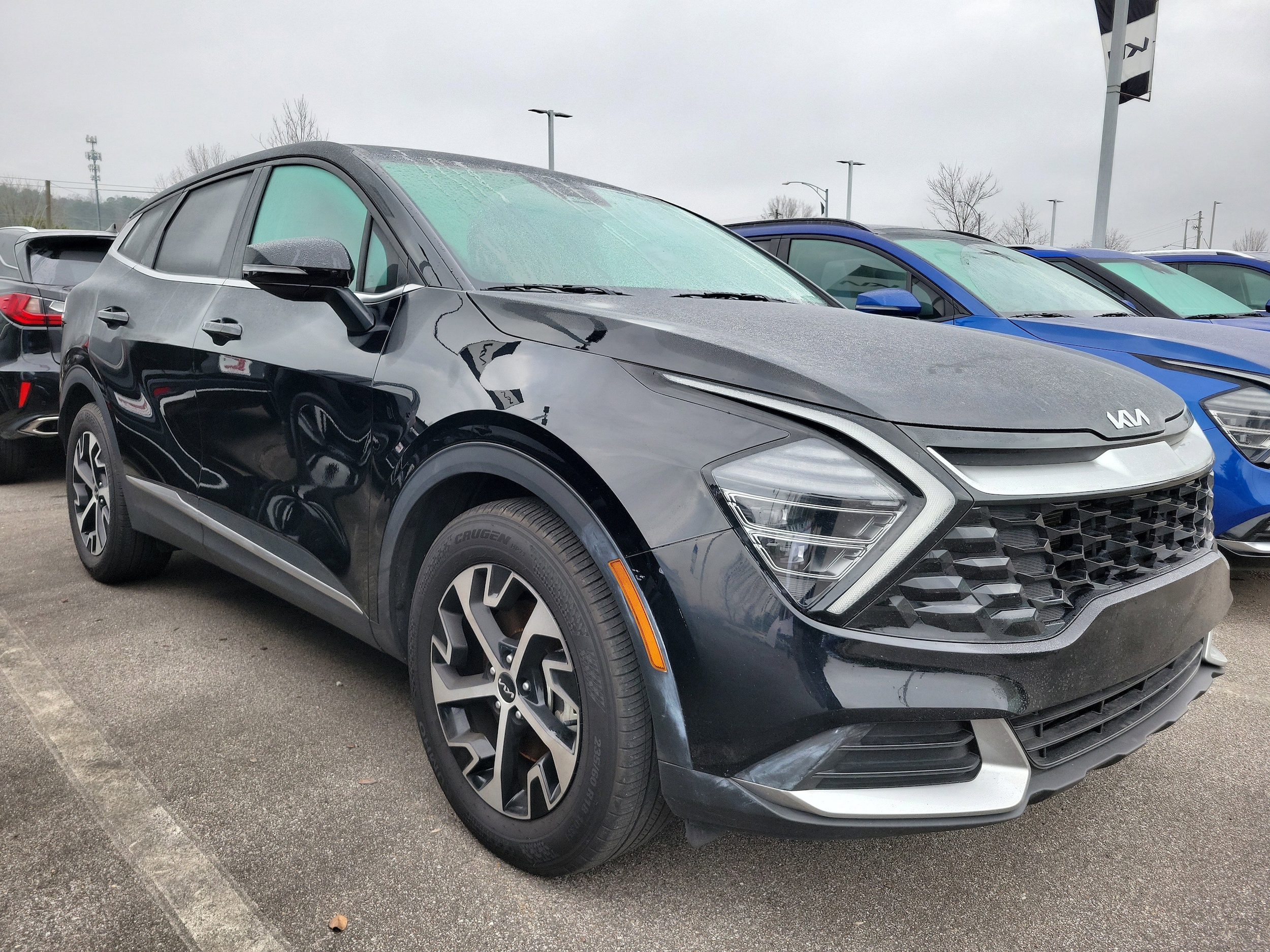 2024 Kia Sportage EX's photo