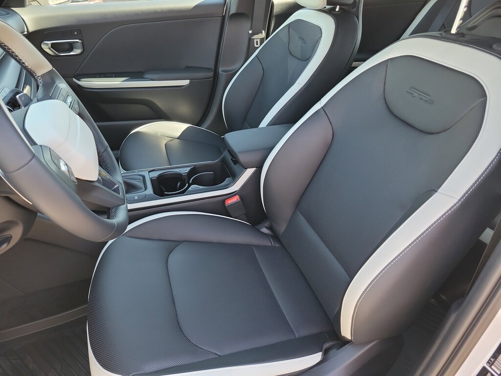 New 2025 Kia K4 GT-Line Turbo Sedan