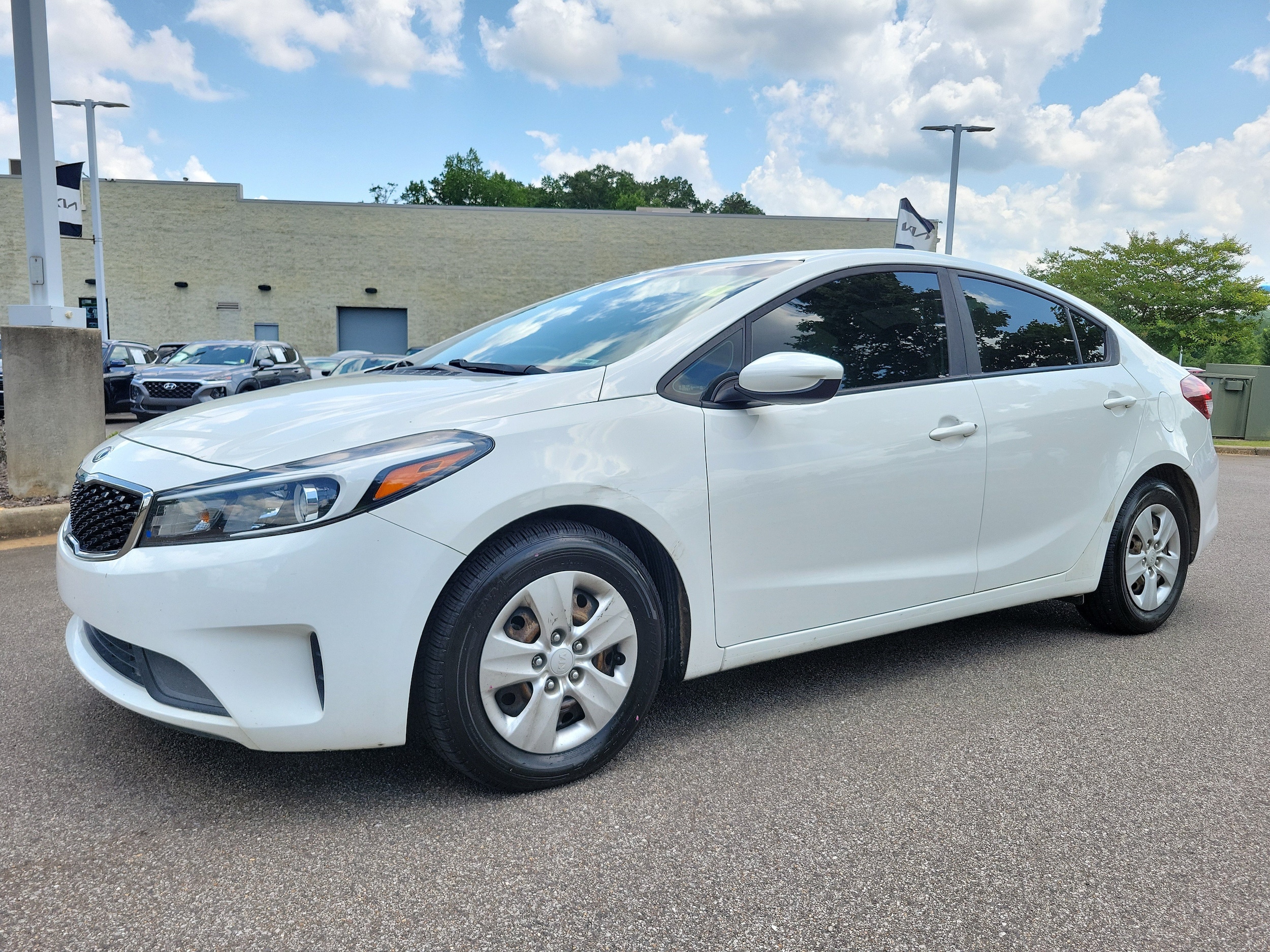 2017 Kia Forte LX AT's photo