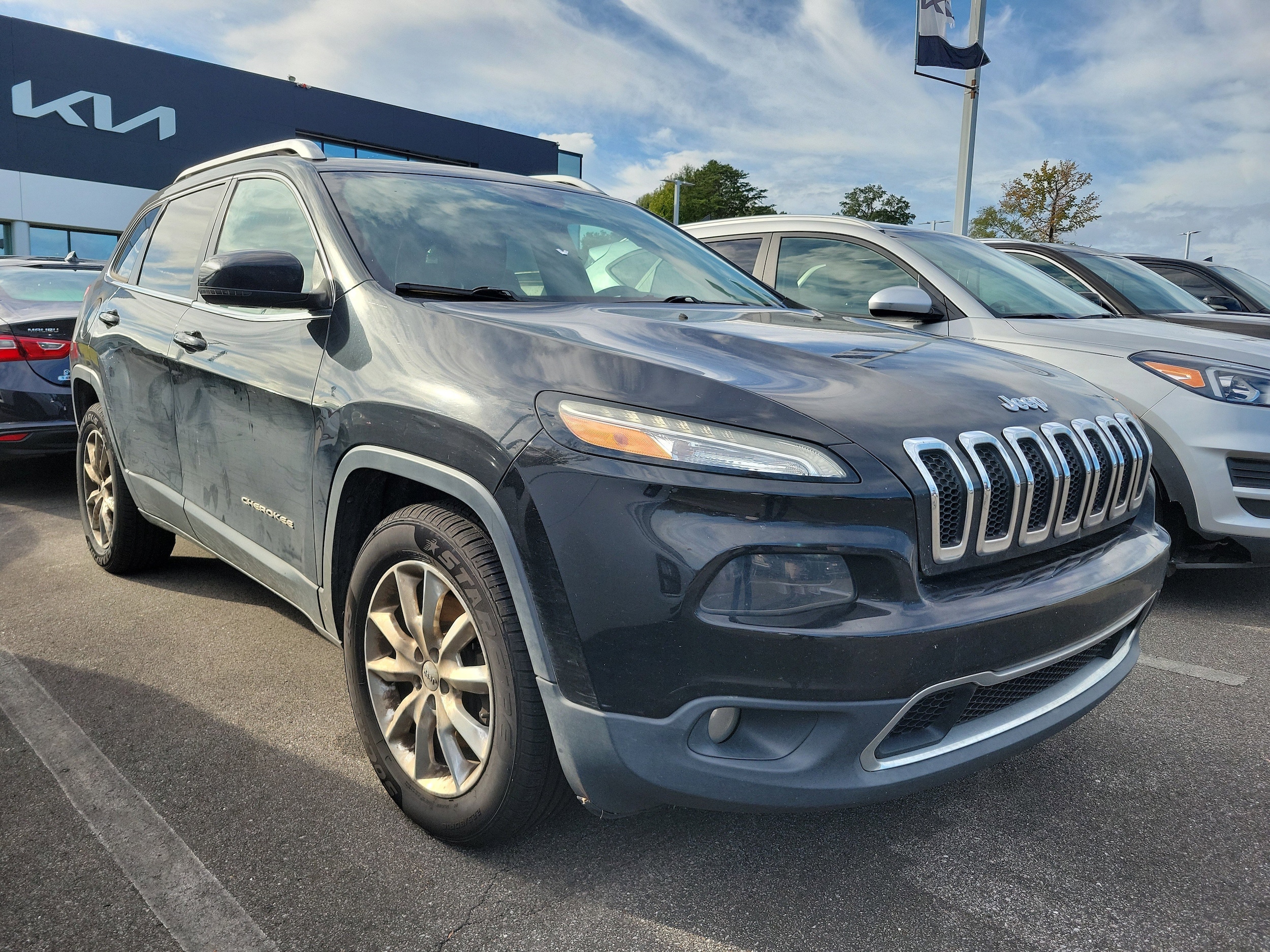 2016 Jeep Cherokee Limited's photo
