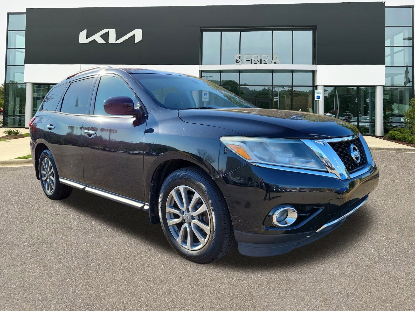 2016 Nissan Pathfinder SV