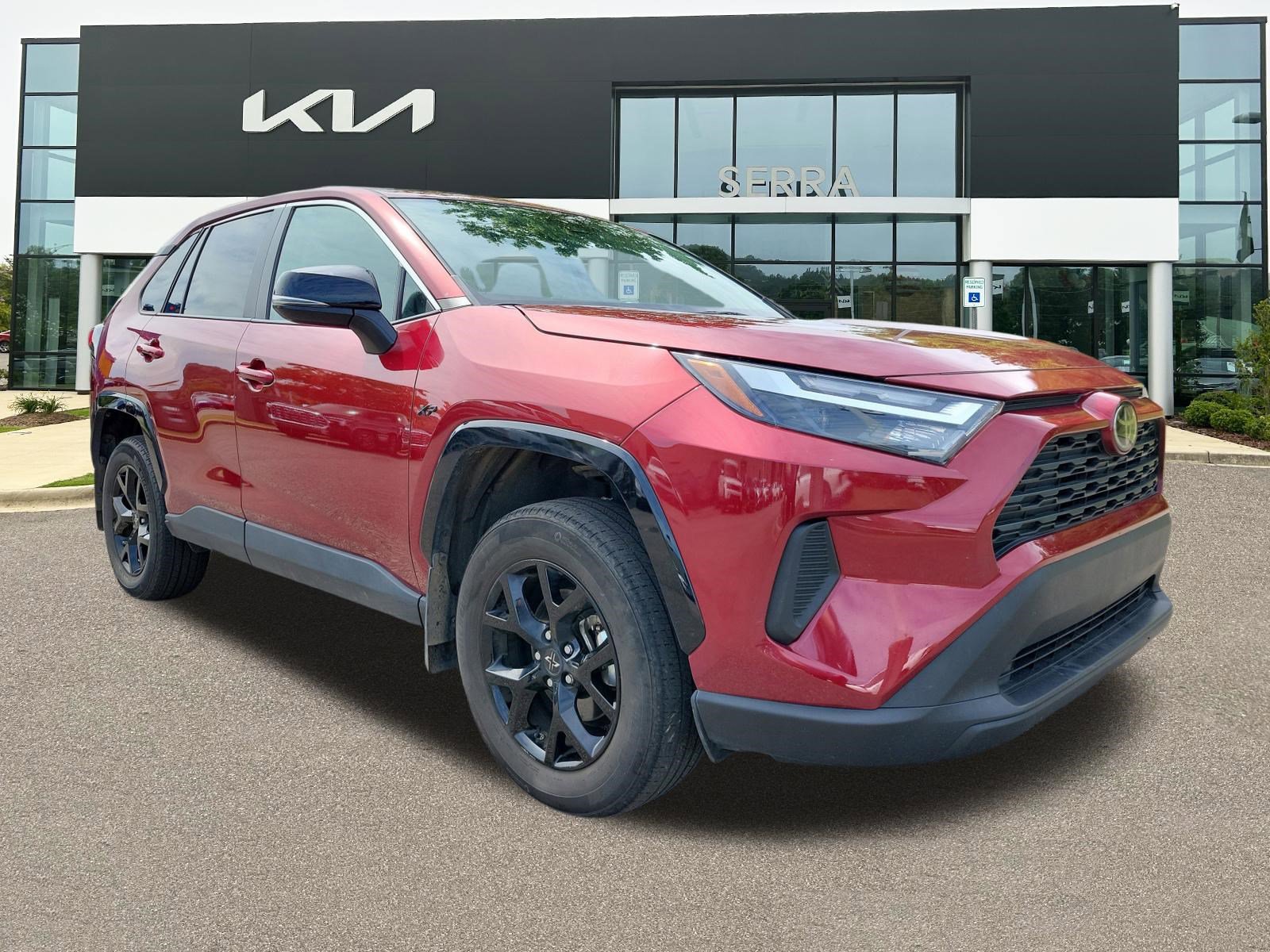 2024 Toyota RAV4 LE FWD's photo