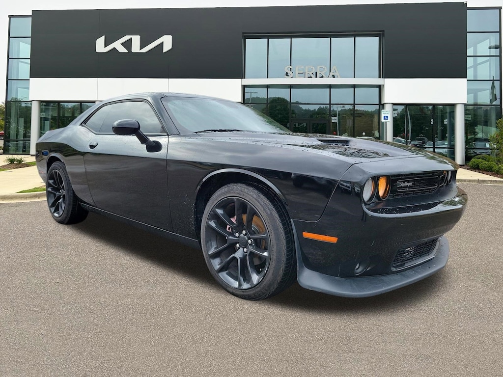 Used 2022 Dodge Challenger SXT Coupe
