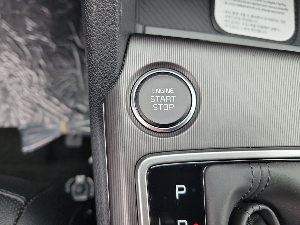 2026 Kia Sportage EX - Photo 18