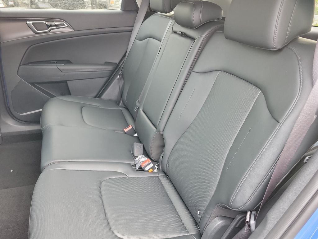 2026 Kia Sportage EX - Photo 13
