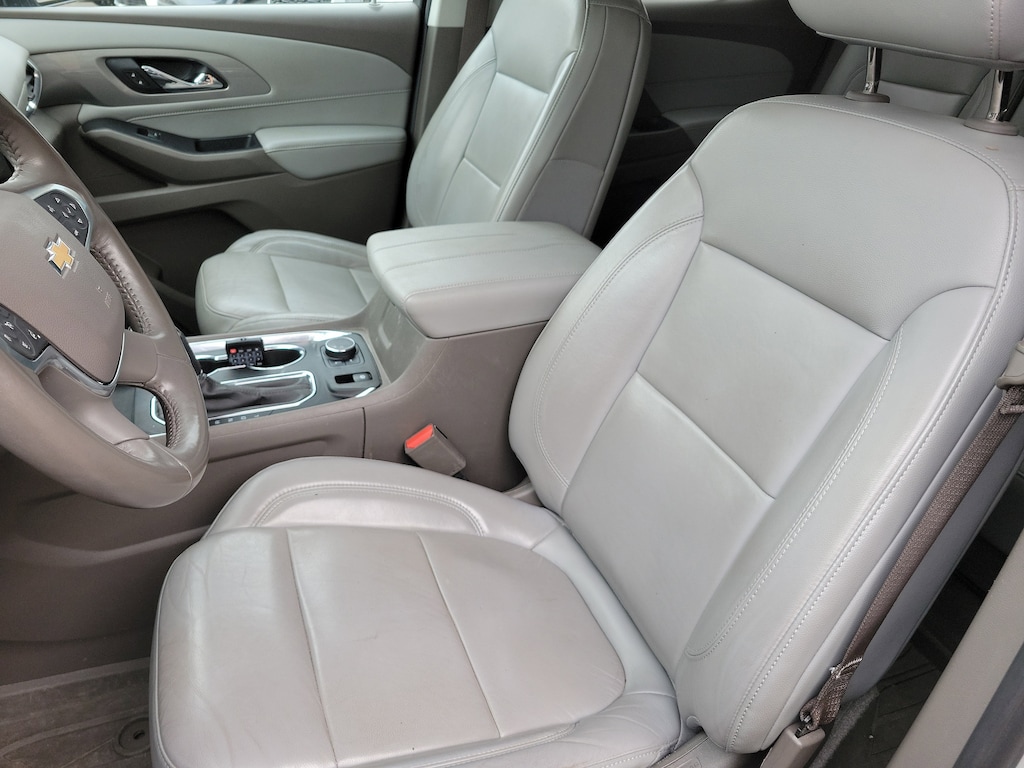 Used 2020 Chevrolet Traverse LT Leather SUV
